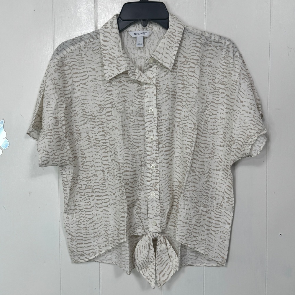 Nine West Women's Shirt Top S Small Beige Animal Print Short Sleeve Tie Front